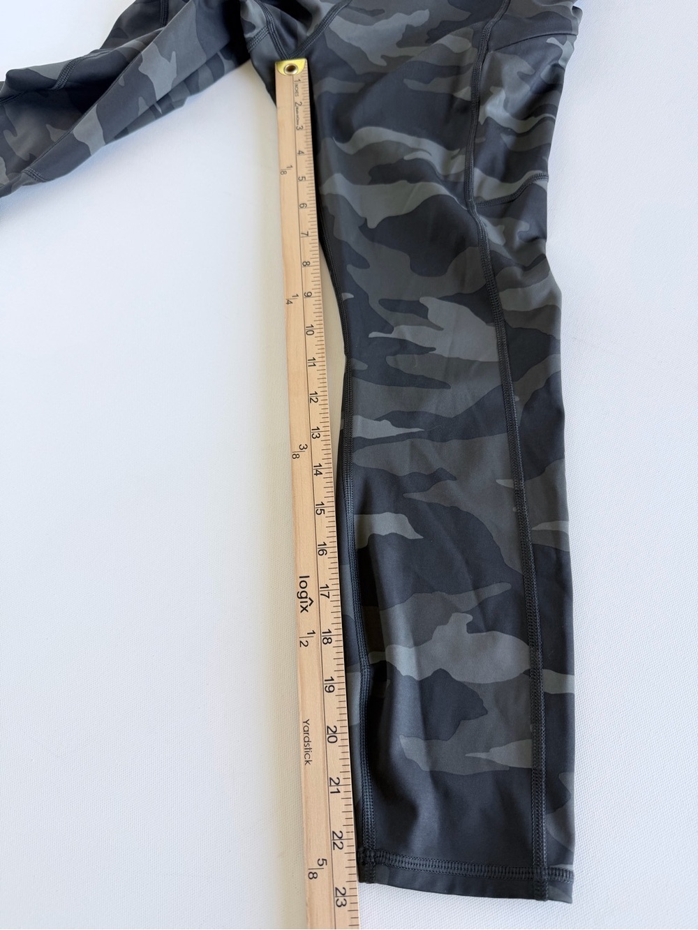 Athleta Camo Contender 7/8 High Rise Pocket Leggings Gray Green SP Small Petite - Picture 9 of 12